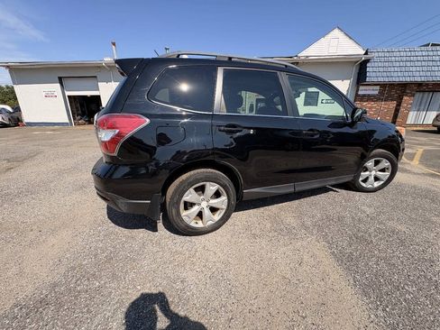 Used 2014 Subaru Forester 2.5i Touring AWD/4WD image 8