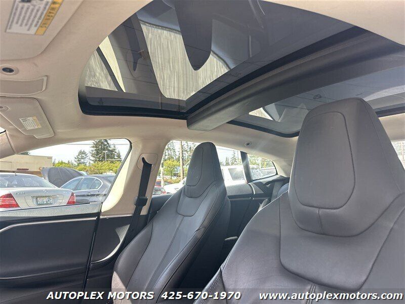 Used 2013 Tesla Model S RWD image 18