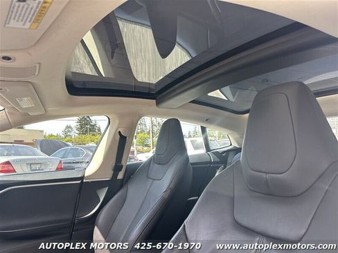Used 2013 Tesla Model S image 18