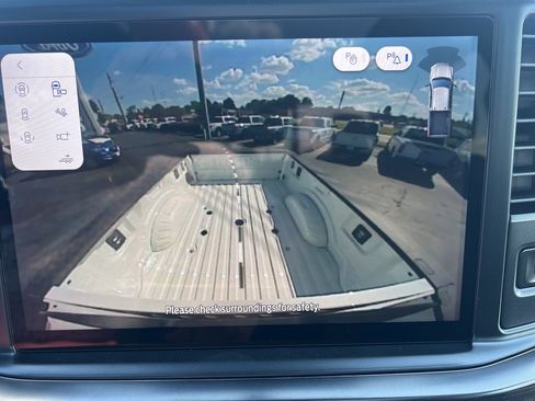 New 2026 Ford F250 Lariat w/ Lariat Ultimate Package image 38