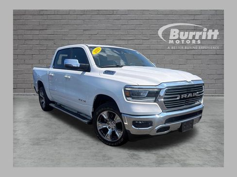 Used 2023 RAM 1500 Laramie AWD/4WD image 1