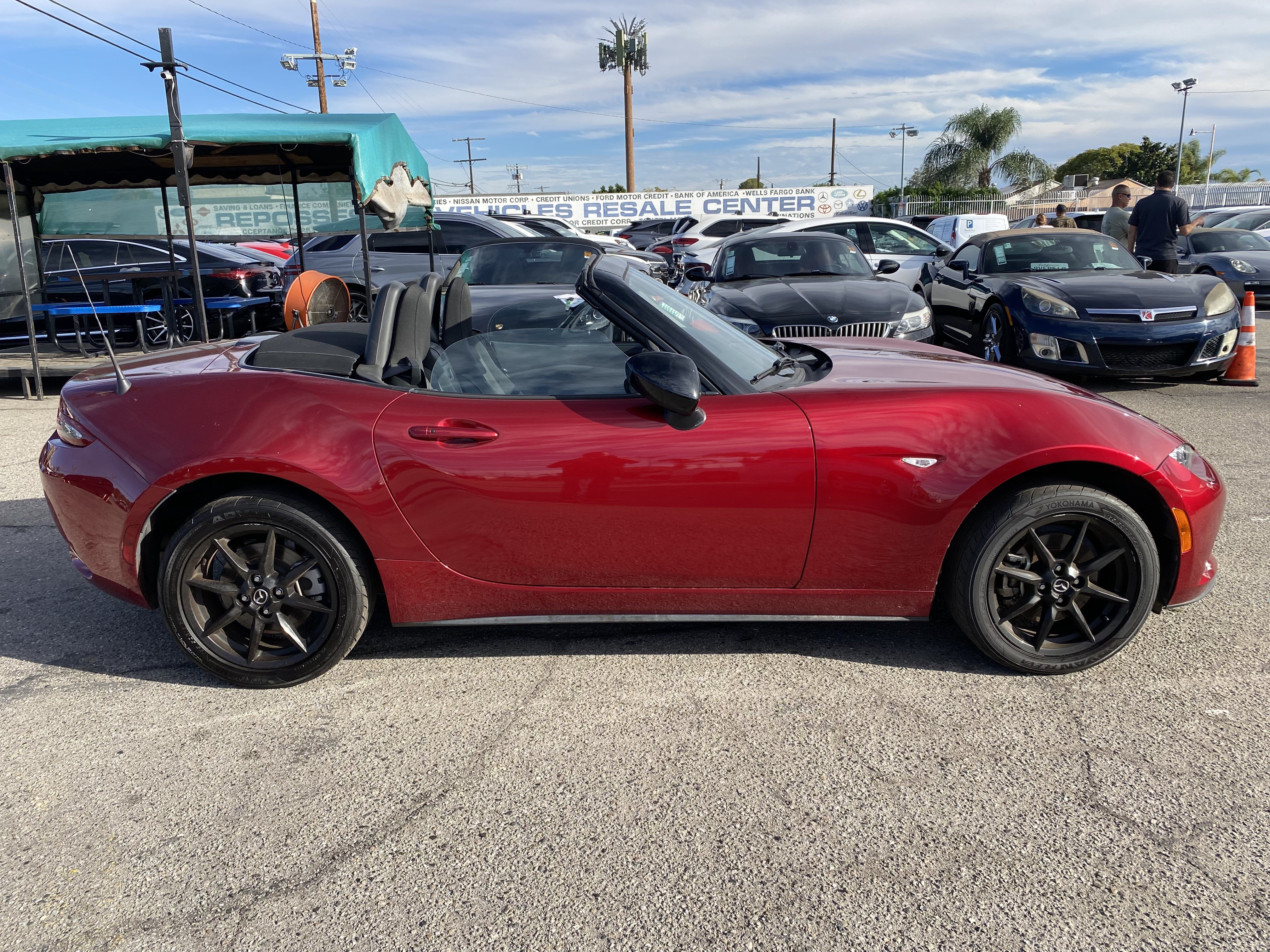 Used 2023 MAZDA MX-5 Miata Sport RWD image 9