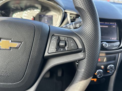 Used 2020 Chevrolet Trax LT image 20