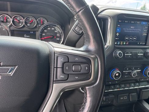 Used 2019 Chevrolet Silverado 1500 RST AWD/4WD image 17