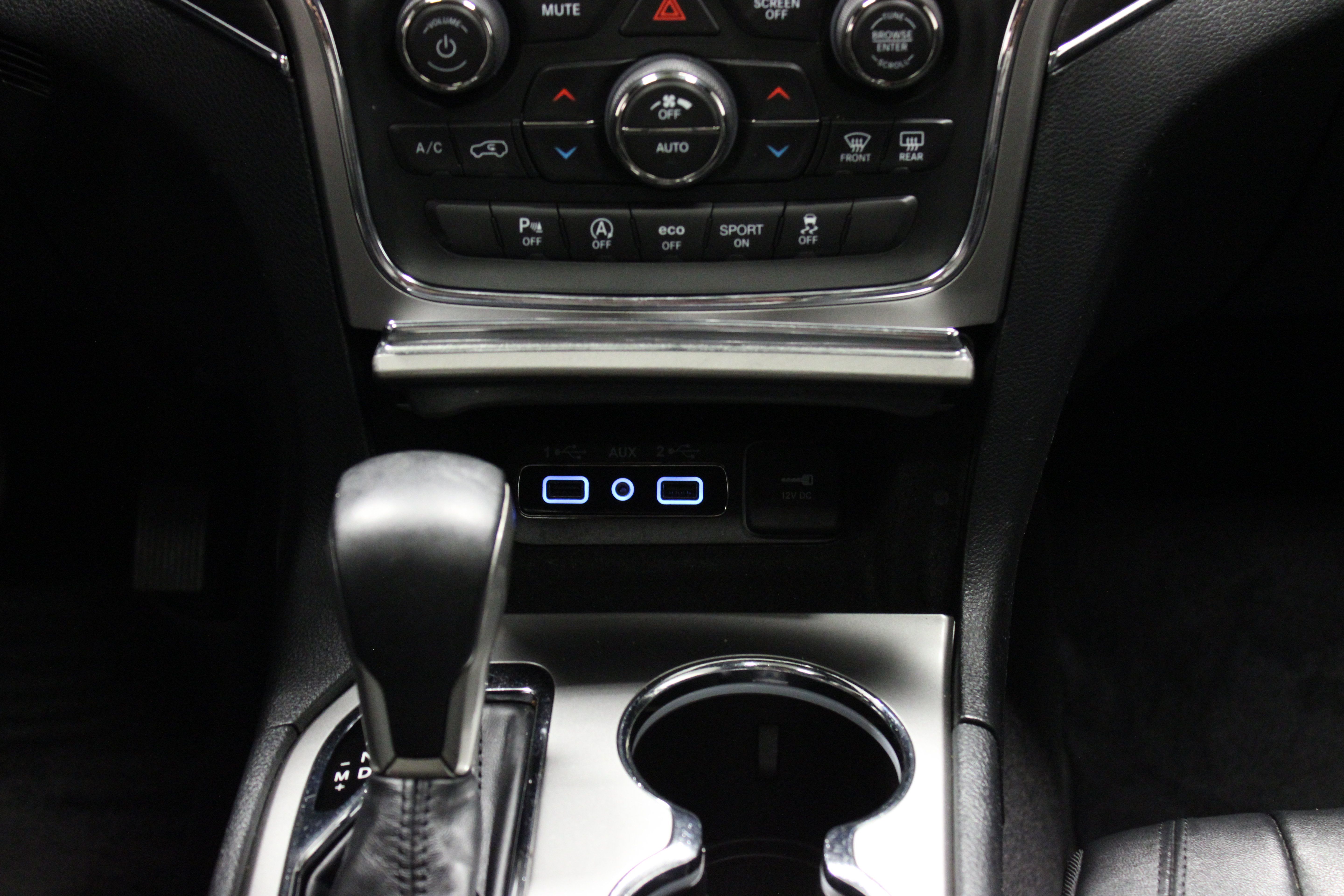 Used 2018 Jeep Grand Cherokee Limited AWD/4WD image 20