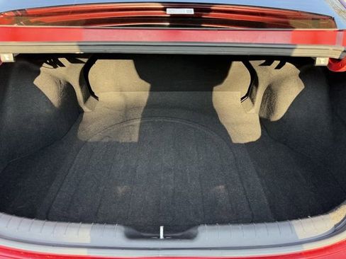 Used 2022 Hyundai Elantra SE image 35