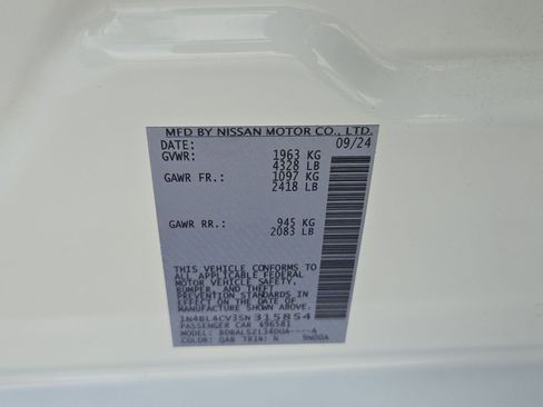 Used 2025 Nissan Altima 2.5 SR image 33