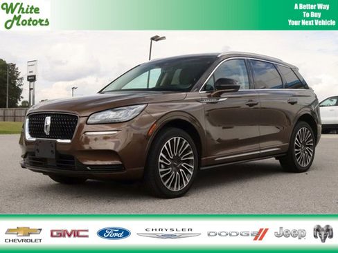 Used 2022 Lincoln Corsair Reserve w/ Sport Package image 1