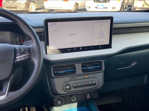 Used 2025 Ford Maverick XLT w/ Equipment Group 302A image 7