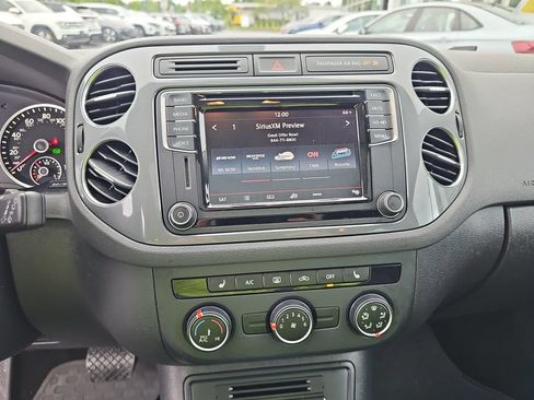 Used 2017 Volkswagen Tiguan Wolfsburg Edition FWD image 14