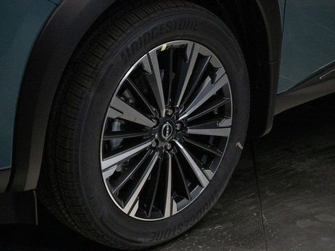 New 2026 Nissan Pathfinder Platinum image 7