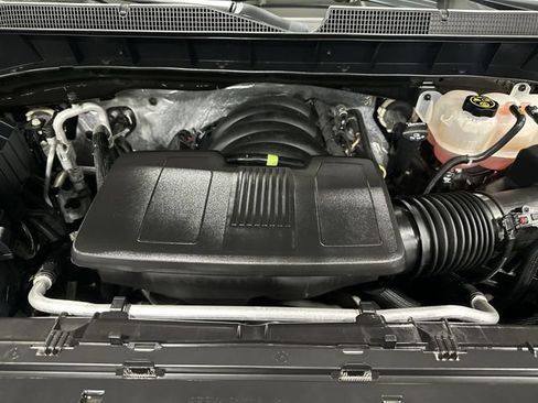 Used 2020 Chevrolet Silverado 1500 Custom w/ Custom Value Package AWD/4WD image 22