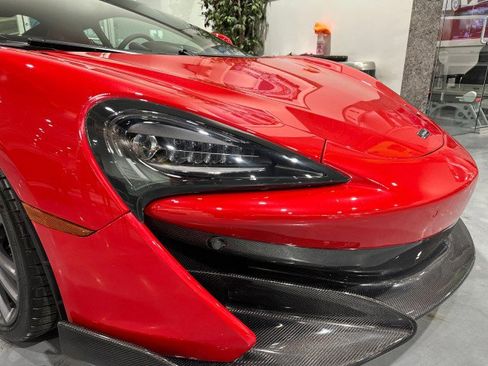 Used 2017 McLaren 570S Coupe RWD image 16