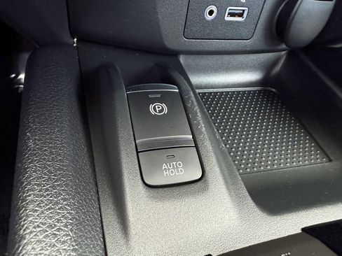 Used 2022 Nissan Rogue Sport SL w/ Premium Package image 44