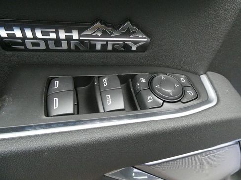 New 2026 Chevrolet Silverado 1500 High Country w/ Midnight Edition AWD/4WD image 24