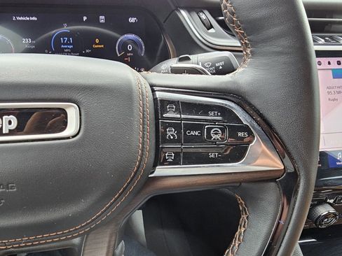 Used 2023 Jeep Grand Cherokee L Summit w/ Advanced Protech Group IV image 21