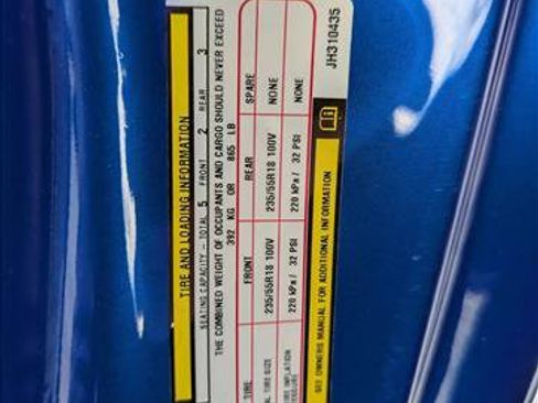 Used 2018 Dodge Challenger SXT image 14