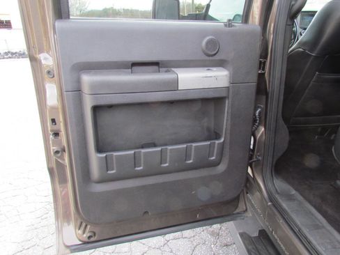 Used 2016 Ford F250 Lariat w/ FX4 Off-Road Package image 13