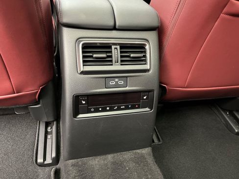 Certified 2025 MAZDA CX-70 Plug-In Hybrid w/ Premium Plus AWD/4WD image 13