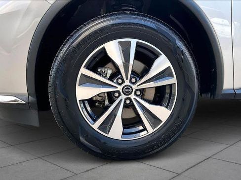 Certified 2023 Nissan Murano SV image 10