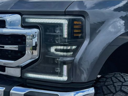 Used 2022 Ford F250 Lariat w/ Lariat Value Package AWD/4WD image 11