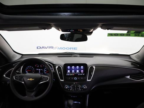 Used 2024 Chevrolet Malibu LT image 48