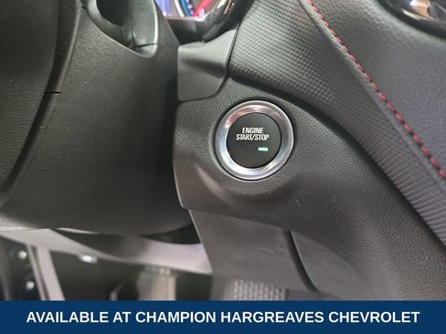 Certified 2022 Chevrolet Equinox RS w/ LPO, Floor Liner Package AWD/4WD image 22