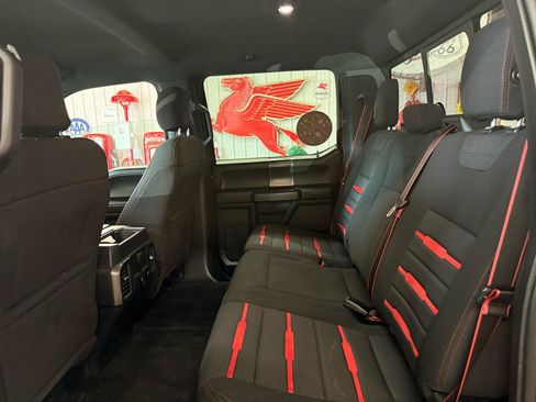Used 2017 Ford F150 XLT w/ Equipment Group 302A Luxury AWD/4WD image 19