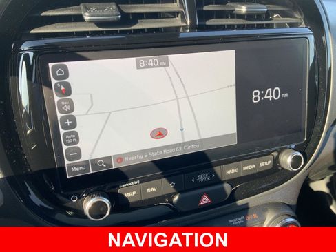 Used 2024 Kia Soul EX FWD image 5
