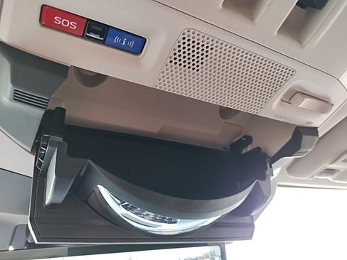 Certified 2025 Subaru Ascent Touring image 44