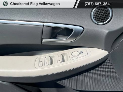 Used 2023 Hyundai Sonata SEL w/ Convenience Package FWD image 13