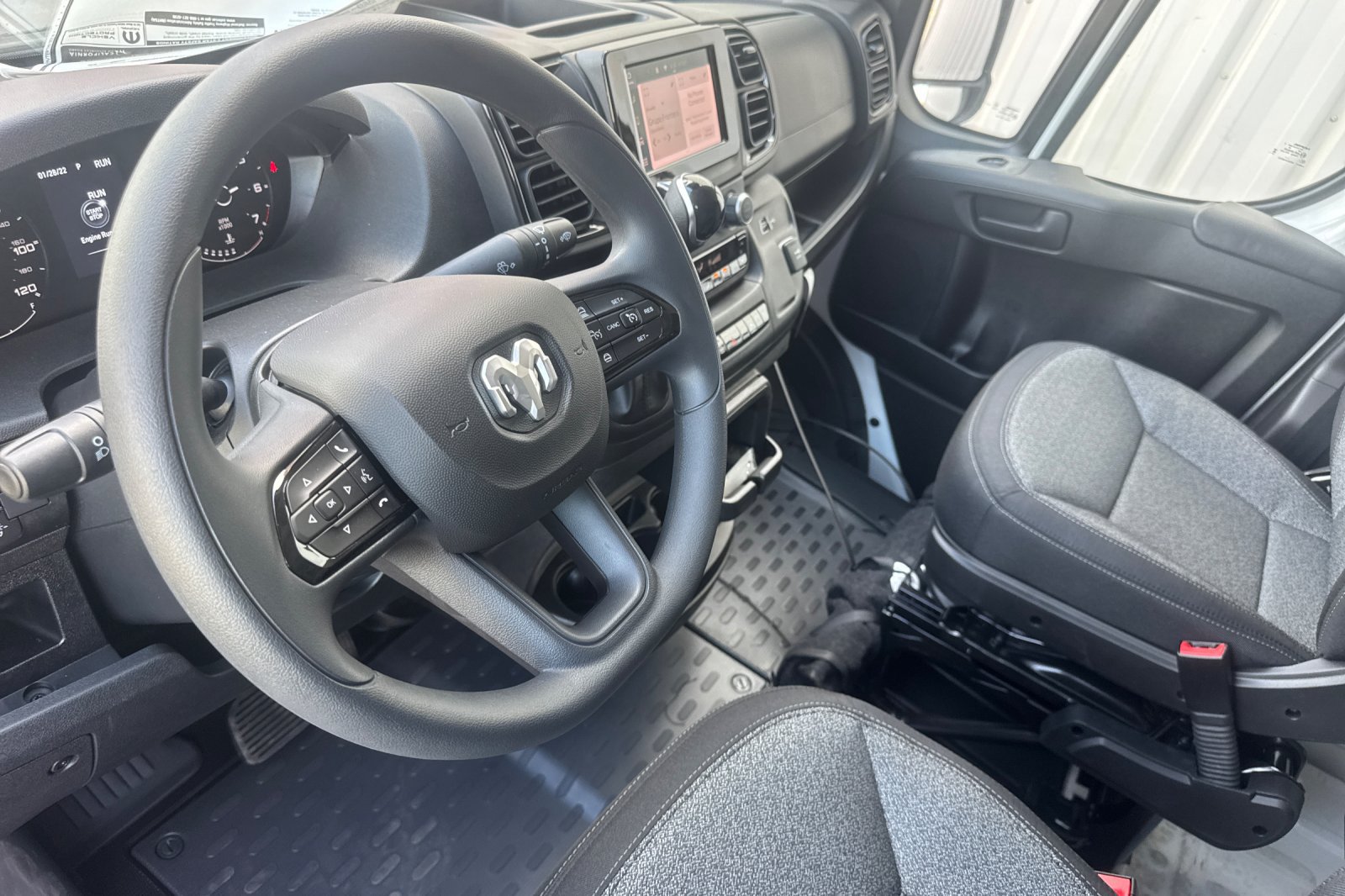 New 2026 RAM ProMaster 1500 w/ Convenience Group FWD image 9