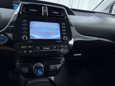 Certified 2021 Toyota Prius LE AWD/4WD image 23