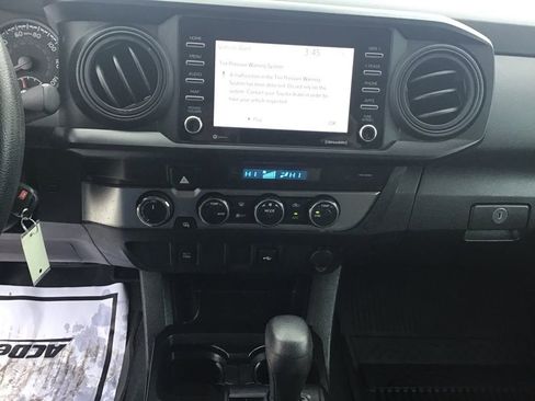 Used 2023 Toyota Tacoma SR image 33