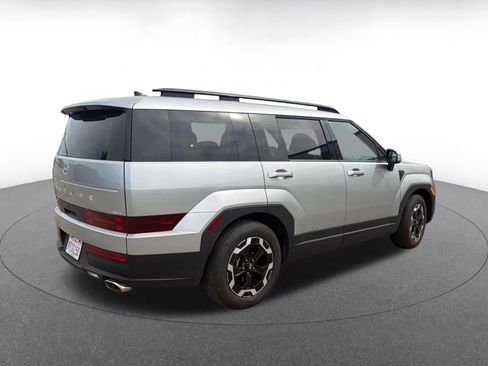 Used 2025 Hyundai Santa Fe SEL image 5