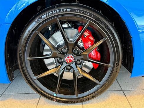 New 2025 Honda Civic Type R image 6