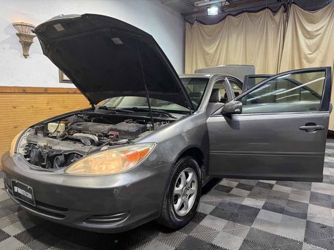 Used 2003 Toyota Camry LE FWD image 9