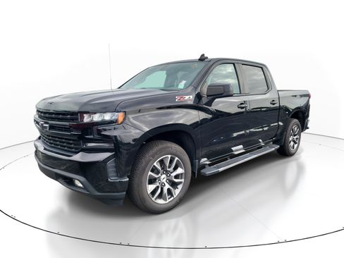 Used 2019 Chevrolet Silverado 1500 RST AWD/4WD image 3