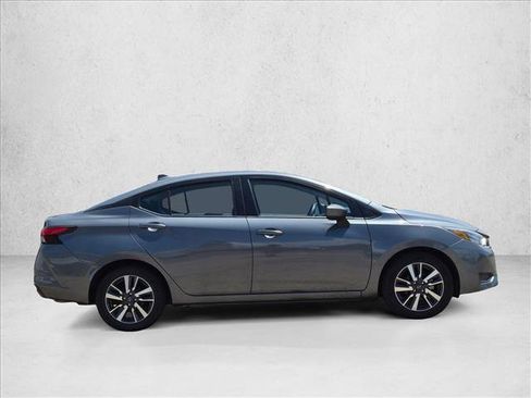 Used 2025 Nissan Versa SV FWD image 4