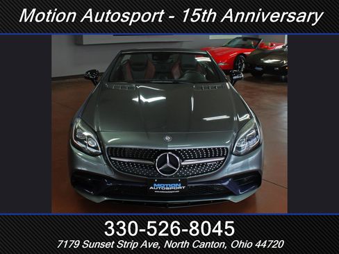 Used 2017 Mercedes-Benz SLC 43 AMG w/ Premium 2 Package image 4