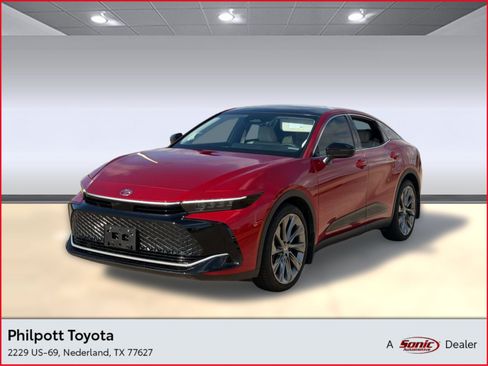 Used 2026 Toyota Crown w/ Advanced Technology Package AWD/4WD image 1