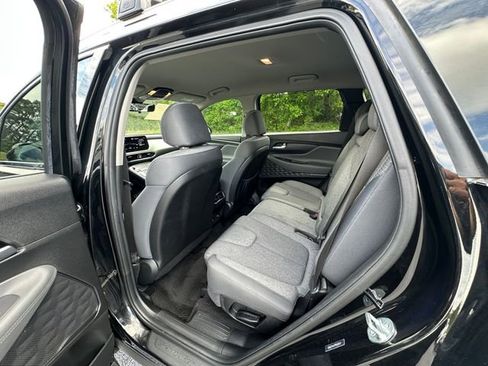 Used 2023 Hyundai Santa Fe SEL FWD image 18