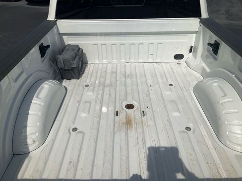 Used 2020 Ford F350 Platinum w/ FX4 Off-Road Package image 11