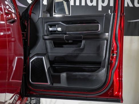 Used 2023 RAM 2500 Laramie w/ Night Edition image 36