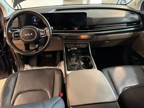 Used 2026 Kia Carnival FWD image 35