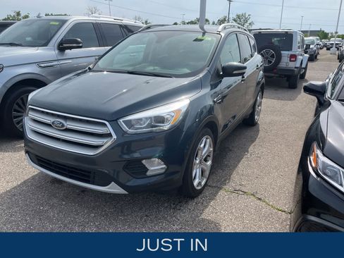 Used 2019 Ford Escape Titanium AWD/4WD image 1