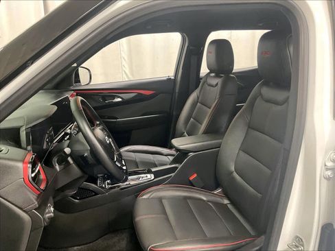 Used 2024 Chevrolet TrailBlazer RS w/ Driver Confidence Package image 10