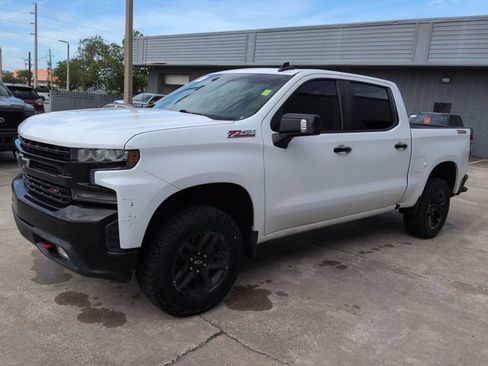 Used 2020 Chevrolet Silverado 1500 LT Trail Boss AWD/4WD image 8