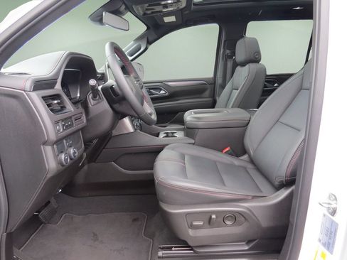 Used 2024 Chevrolet Tahoe RST RWD image 19