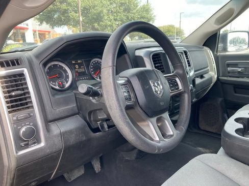 Used 2024 RAM 1500 Classic SLT AWD/4WD image 9